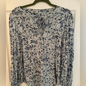 Lucky Brand top